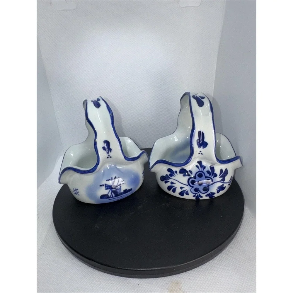 Hand painted Derby Blue and‎ White Miniature Basket With Handles.4